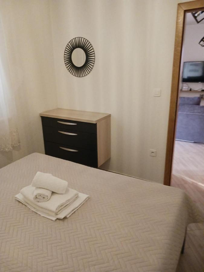 Apartmani Petra Primošten Exteriér fotografie