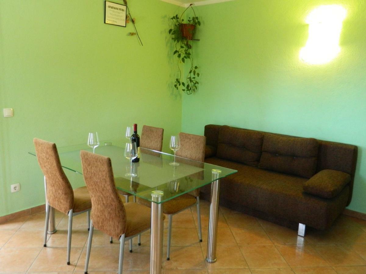 Apartmani Petra Primošten Exteriér fotografie